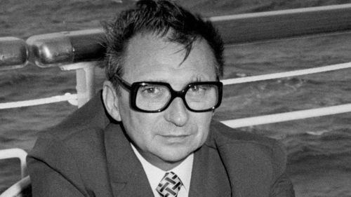 A murit Ion Mihai Pacepa, unul dintre cei mai importanți spioni din blocul comunist care a defectat pe timpul lui Ceaușescu/ Un apropiat susține că a murit de COVID - 19 /  Tismăneanu: După ruptura cu dictatura pe care o servise, a devenit un adversar ireconciliabil al comunismului