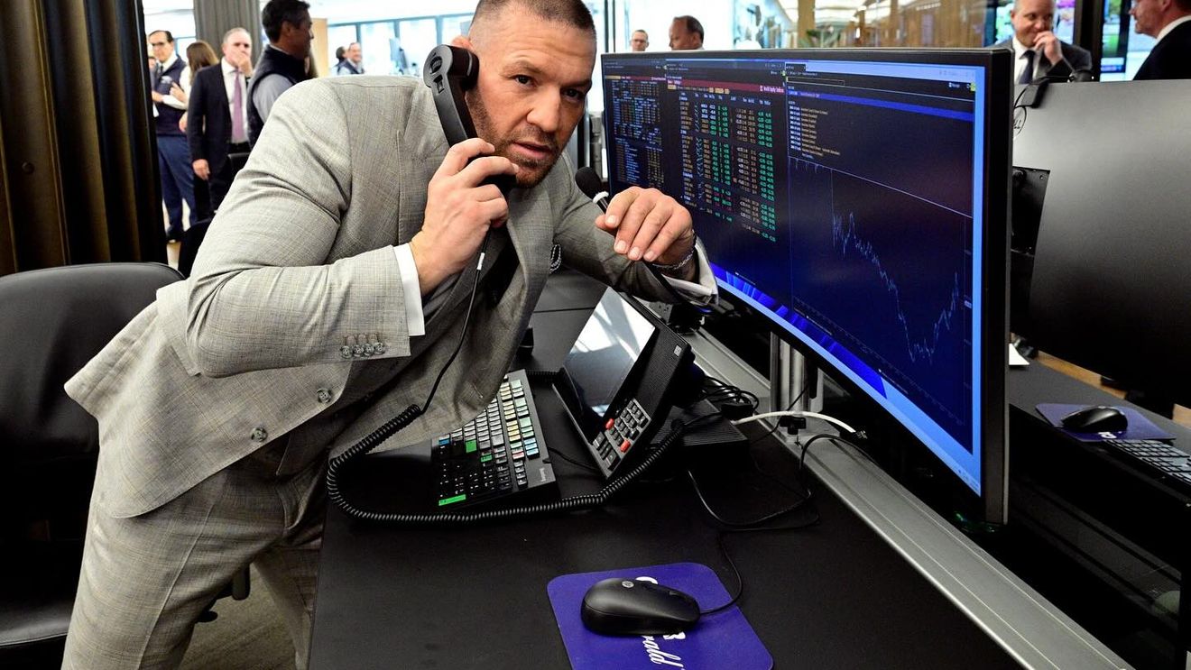 Starul MMA Conor McGregor se retrage din cursa pentru președinția Irlandei / El a beneficiat de sprijinul CEO-ului Tesla, Elon Musk, și al președintelui SUA, Donald Trump
