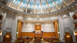 USR cere conducerii Parlamentului să permită dezbaterea în plenul reunit a rapoartelor SRI din ultimii 4 ani