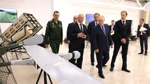 Agenți secreți ruși expulzați din Europa își plâng de milă într-o misivă adresată lui Putin: Unde se angajează soțiile lor la Moscova, plus că nu sunt locuri la grădinițe