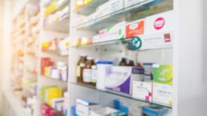 Casa Națională de Asigurări de Sănătate susține că este la zi cu plățile pentru medicamente, după ce Comisia Europeană a anunțat că trimite România în fața Curții de Justiție a UE din cauza neefectuării la timp a plăților către farmacii