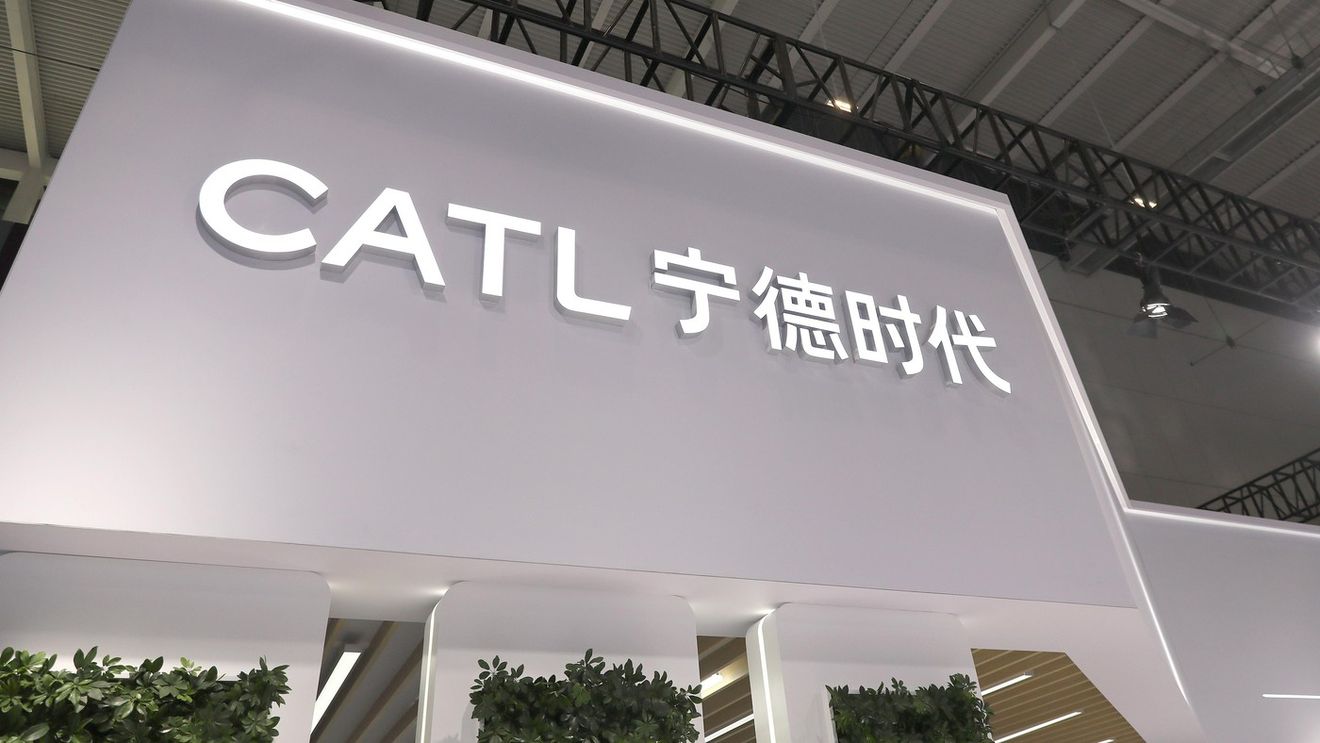 Compania chineză CATL promite baterii pentru mașini electrice care se încarcă în 6 minute și au autonomie de 1.500 km
