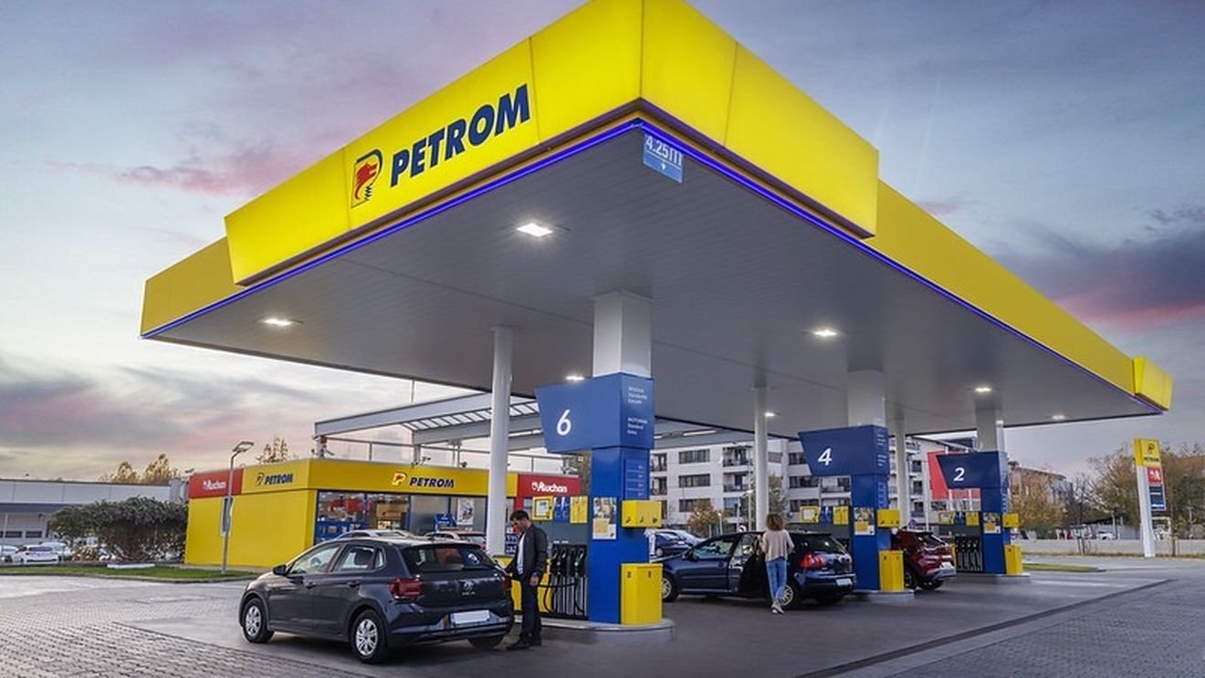Petrom, ziua și schimbarea de preț/ Motorina standard a scăzut din nou sub 7,5 lei pe litru