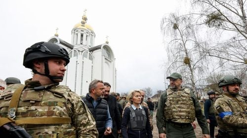 Ursula von der Leyen: Acţiunile Rusiei de la Bucea par a fi crime de război