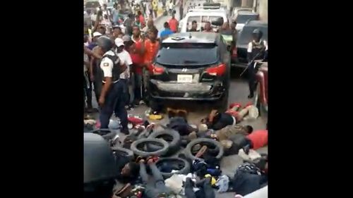 Criza din Haiti: 13 bărbați suspectați că fac parte dintr-o bandă criminală, arși de vii de o mulțime furioasă