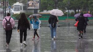 METEO Ploi în multe regiuni ale țării, în minivacanța de 1 mai și Paște / Cum va fi vremea în luna mai