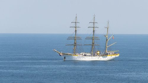 Peste 90 de elevi vor fi instruiți pe bricul „Mircea“, în primul marş de pregătire din 2022 / Nava va ajunge în Grecia, Spania, Franța, Italia și Turcia