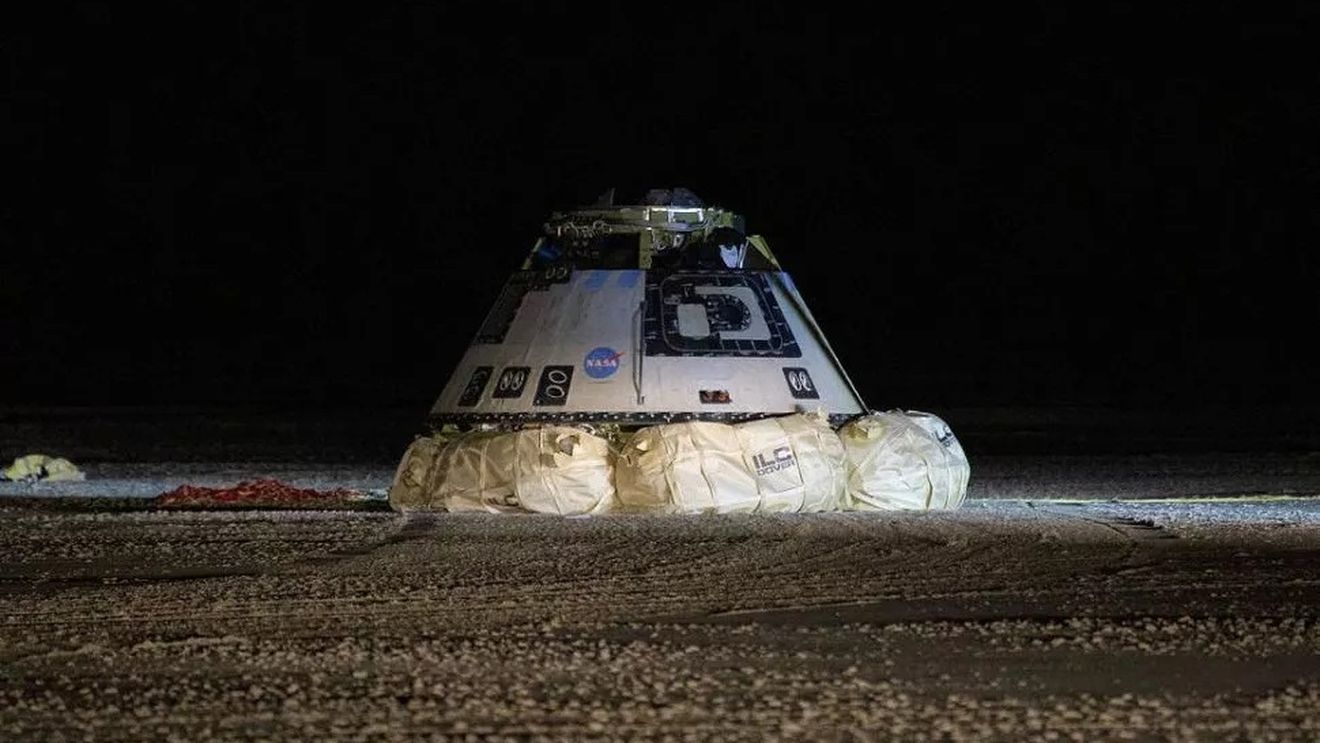 Astronauţii NASA vor rămâne mai mult timp pe Staţia Spaţială Internaţională pentru a rezolva probleme apărute la capsula Boeing