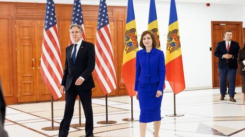 Secretarul de stat american Antony Blinken reafirmă la Chişinău sprijinul SUA pentru Republica Moldova: "Vrem să ne asigurăm că poporul moldav poate să-şi decidă el însuşi soarta. Aceasta este miza"