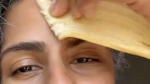 Internetul laudă „Botoxul natural”. Funcționează cu adevărat?
