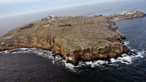 Rusia trimite trei vedete ale Flotei ruse din Marea Neagră în Insula Șerpilor, printre care și două divizioane de sisteme de rachete sol-aer S-300, anunță armata ucraineană