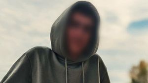 Instructorul de înot de la Dinamo ar fi violat fetița de 7 ani sub ochii celor prezenți pe margine sau în bazin. „Suntem șocați”