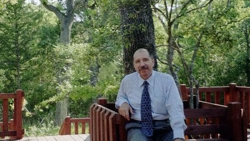 Decanul Facultății de Jurnalism: Invit pe toți cei care au simpatizat cu cele spuse de studentă să vină să predea. S-ar putea ca 25 de lei pe oră să nu vă pară o sumă atrăgătoare