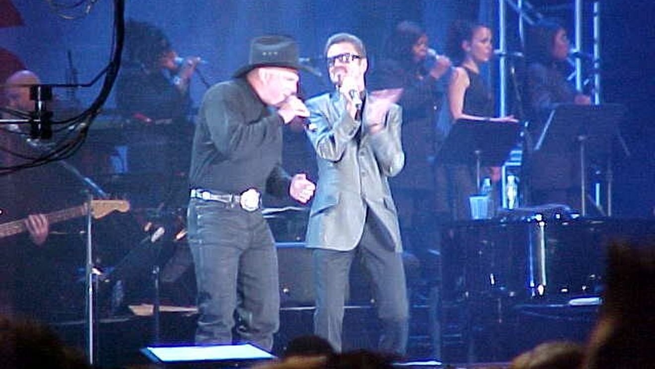 Cântăreţul country Garth Brooks, considerat regele genului în Statele Unite, a fost acuzat de viol