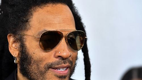 Lenny Kravitz, care va împlini în curând 60 de ani, lansează cel de-al 12-lea album