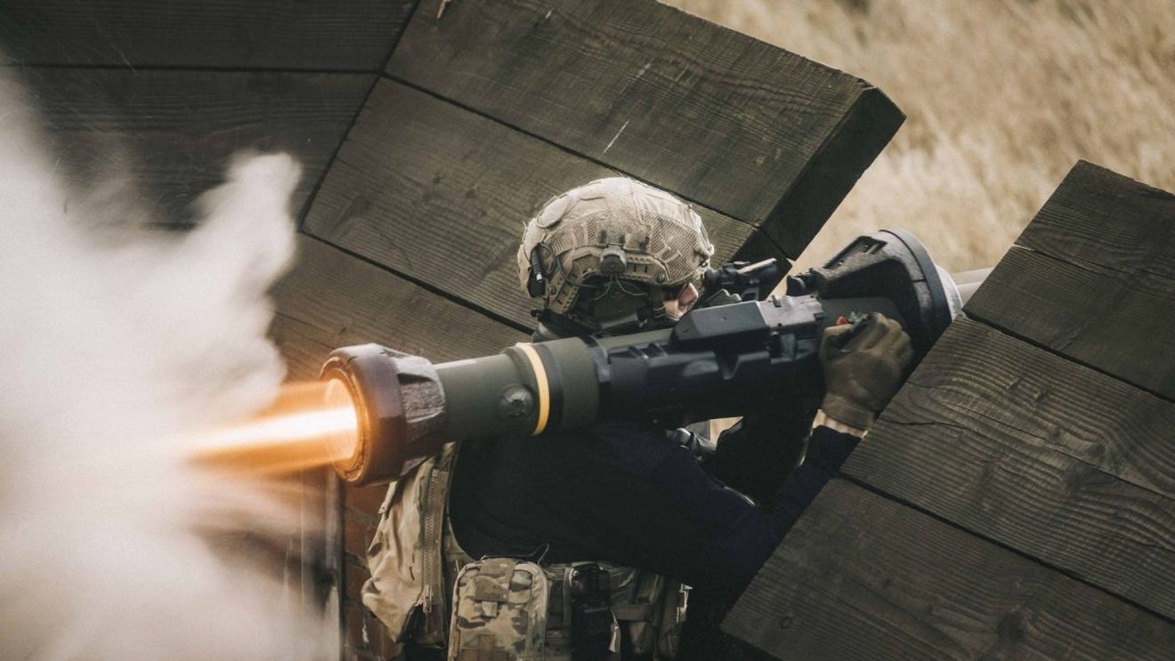Marea Britanie va livra Ucrainei noi piese de artilerie și peste 1.600 de arme antitanc