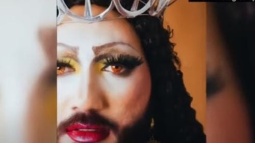 Un travestit din Filipine a fost arestat pentru "ofensă adusă religiei", după ce a rostit o rugăciune catolică îmbrăcat ca Iisus Hristos