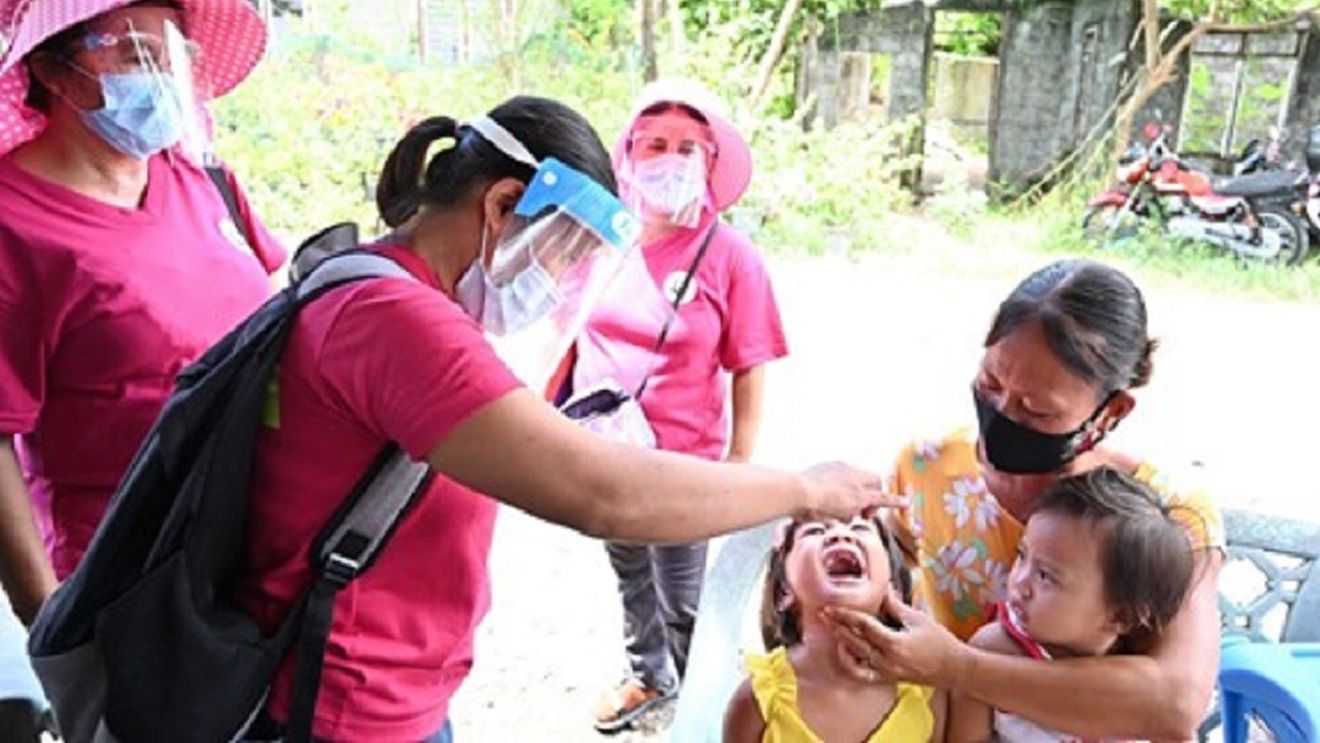 OMS anunţă că poliomielita nu mai este prezentă în Filipine, în urma unei ample campanii de vaccinare