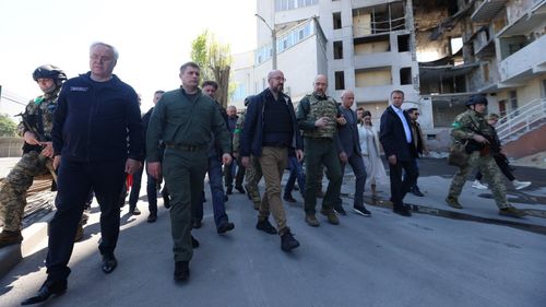 Aflat într-o vizită surpriză la Odesa, șeful Consiliului European a fost nevoit să se pună la adăpost din cauza unor tiruri cu rachetă / Charles Michel: Nu sunteţi singuri. UE este alături de voi