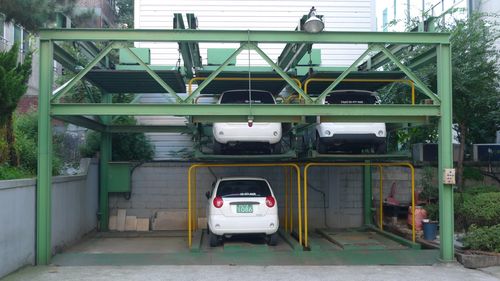 Clotilde Armand anunță că are avize pentru şase parcări automatizate pe structuri metalice / Sistemele ar urma să fie construite în cartierele aglomerate