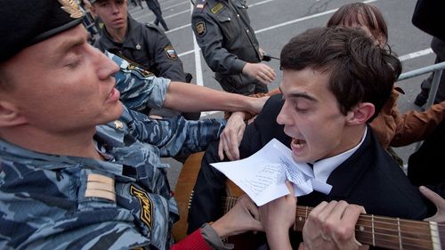 Serviciile secrete din Rusia vor să îl aresteze pe fondatorul The Insider, un site rusesc de investigații care colaborează cu Bellingcat