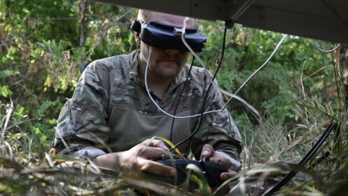 Pana globală Starlink a compromis comunicațiile trupelor de pe frontul din Ucraina, anunță oficialii de la Kiev