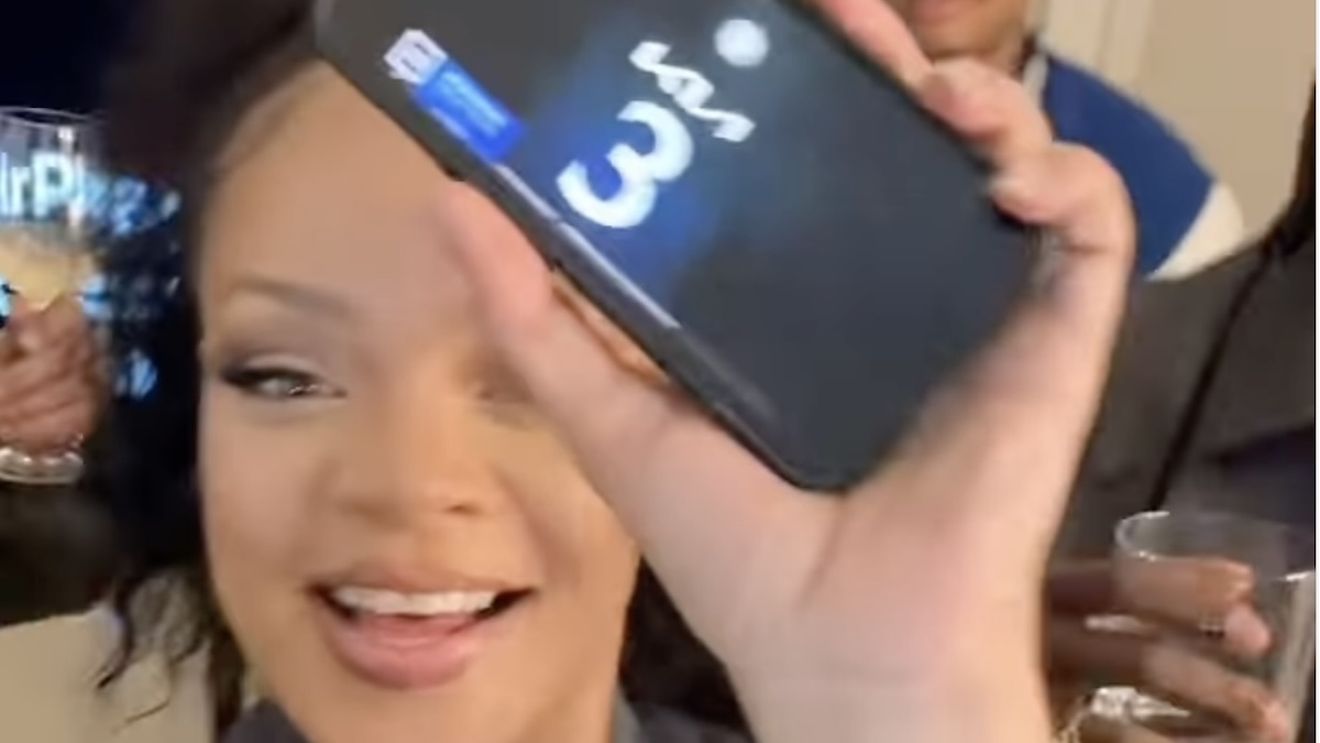 VIDEO Rihanna a dezvăluit că nu a băut alcool în 2024 / „An nou, viaţă nouă”
