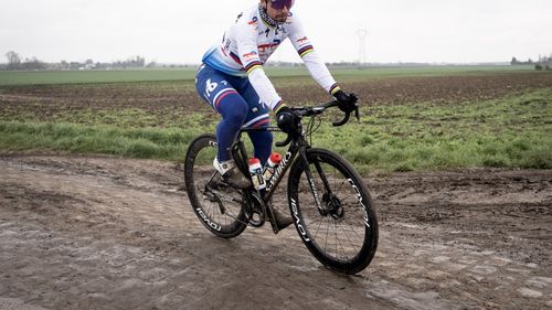 Ciclistul slovac Peter Sagan, fost triplu campion mondial pe șosea, a fost condamnat la închisoare cu suspendare pentru conducere în stare de ebrietate la Monaco