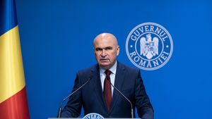 Ședință a coaliției de guvernare, duminică, pentru măsurile de reformă a administrației publice: 40.000 de posturi ar putea fi tăiate