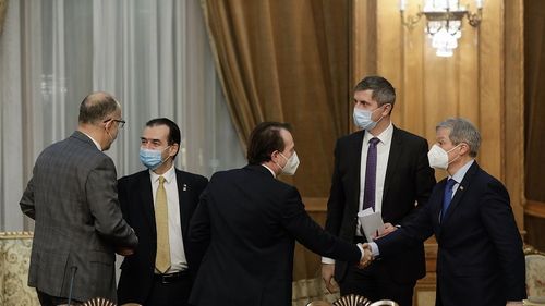 LIVE Criză majoră în coaliția de guvernare după revocarea lui Voiculescu. USR PLUS cere demiterea premierului Cîțu / Orban: Prim-ministrul PNL este Florin Cîţu şi partidul îl susţine