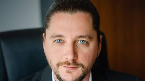 USR și-a anunțat candidatul la Primăria Sectorului 4: Paul Ene, un IT-ist din cartierul Tineretului / Una dintre prioritățile anunțate: să aducă spaţiile de recreere, creşele şi şcolile de calitate sau locurile de muncă mai aproape de casă