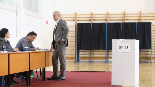 VIDEO Dragnea, la urne: Am votat pentru ceea ce solicită milioane de români / Familia tradițională înseamnă un bărbat și o femeie care pot face copii / Cât de curând o lege pentru parteneriatul civil