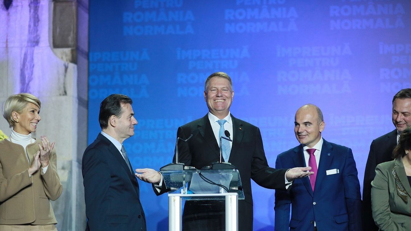 Iohannis a câştigat cu 66,74% alegerile în Sibiu, orașul său și al lui Barna