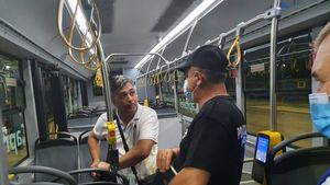 Arafat: Nu poți să pui un polițist în fiecare autobuz. Când călătorii nu poartă mască, șoferul să refuze să plece din stație!