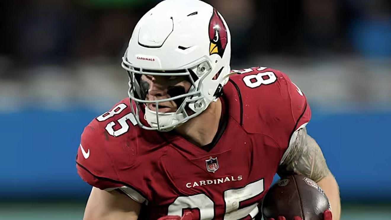 Trey McBride (Arizona Cardinals) a devenit cel mai bine plătit jucător din istoria ligii profesioniste de fotbal american (NFL)