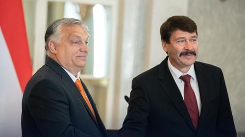 Viktor Orbán a primit mandat să formeze noul Guvern al Ungariei / El avertizează că urmează un deceniu al pericolelor la nivelul Europei