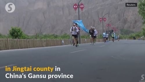 21 de maratoniști au murit înghețați în China într-o zonă muntoasă după ce vremea s-a schimbat brusc pe traseul aflat la altitudine mare