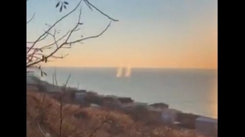 VIDEO Armata Ucrainei susține că luni dimineață au fost trase focuri de artilerie care au căzut în apă, de-a lungul coastei Odesei