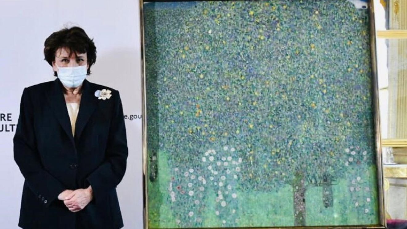 Singura pictură de Gustav Klimt pe care o deținea Franța va fi restituită proprietarilor / Tabloul „Tufe de trandafiri sub copaci'' a fost confiscat de naziști în 1938