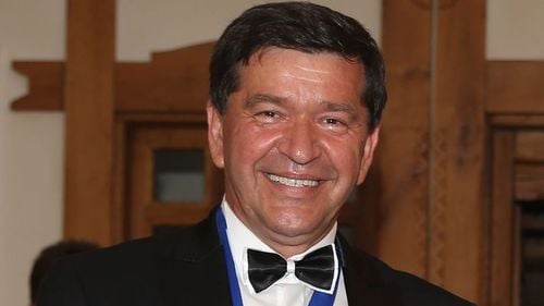 Primarul în funcție din Sighetu Marmației, diagnosticat cu noul coronavirus. A fost internat în spital, după ce starea de sănătate i s-a deteriorat