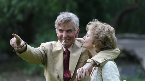 Ovații timp de 7 minute la Veneția pentru Filmul "Maestro" al starului Bradley Cooper despre celebrul dirijor Leonard Bernstein