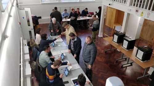 A fost confirmat atacul cibernetic asupra registrelor electorale din Marea Britanie