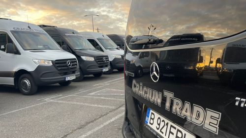 Când trebuie să-ți adaptezi rutele și orarele în funcție de clienți: Cum faci să excelezi în punctualitate într-o piață tot mai complicată a transportului de persoane?