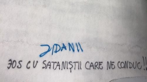 Mesaje antisemite pe blocurile din București: ”Jidanii. Jos cu sataniștii care ne conduc!”/ Fenomenul antisemit a explodat în Europa în ultimul an