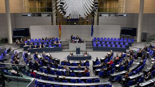 Social democrații germani se așteaptă ca un proiect privind vaccinarea obligatorie anti-COVID-19 să fie supus la vot în Bundestag în luna martie