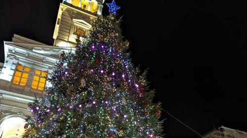 Primăria Arad vrea să facă economii la factura de energie: Beculețele de Crăciun vor fi amenajate doar în zona centrală a orașului