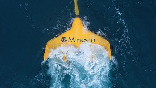 Dragon 12, un zmeu acvatic de 28 de tone, produce energie verde folosind curenții marini / Prima unitate, instalată în Insulele Feroe