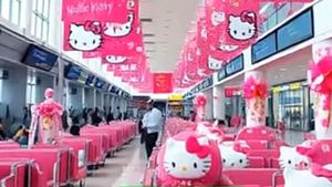 Aeroportul japonez care s-a rebranduit complet cu Hello Kitty pentru Expoziția Mondială 2025