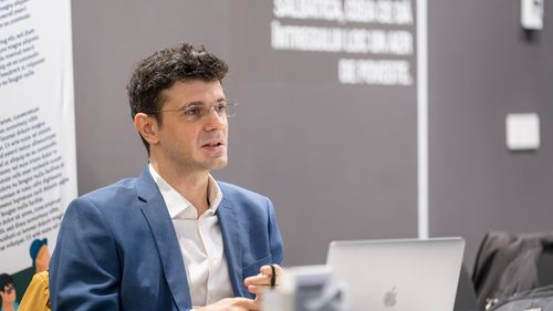 Aproape 40 de zile fără titular la Educație. În căutarea unui ministru sau a unui nou yesmen?