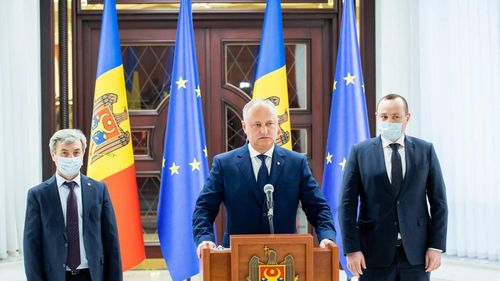 Cum a rămas Dodon fără asul din mânecă: candidata sa la funcția de premier, Mariana Durleșteanu, l-a abandonat fără ca acesta să știe, în timp ce îi negocia candidatura cu Maia Sandu